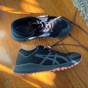 ASICS Running Shoes👟